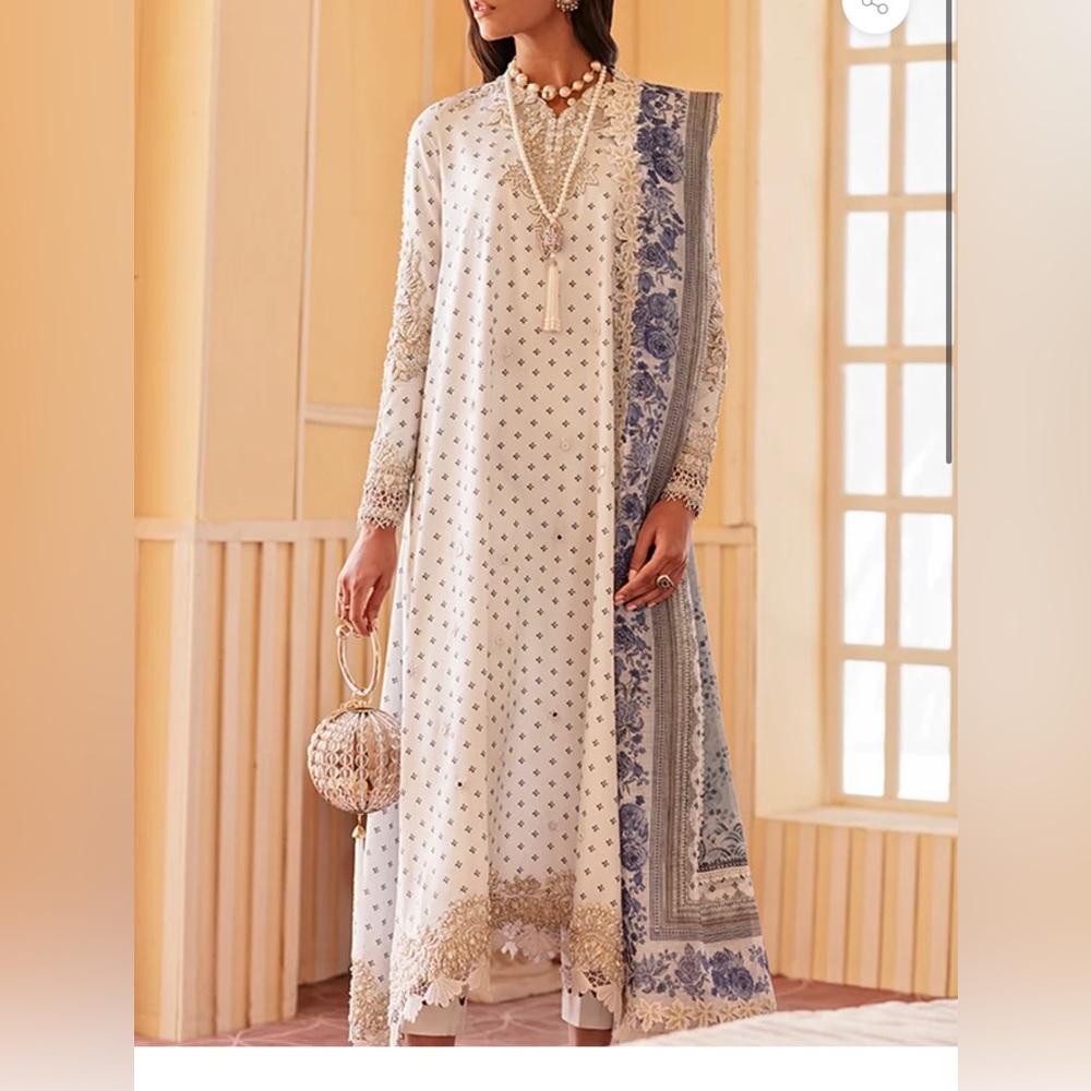 Sana Yasir! 3 pcs suit… Pakistani/Indian
